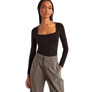 NWT! Abercrombie & Fitch Black Long Sleeve Seamless Fabric Squareneck Bodysuit